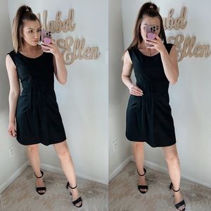Gianni Bini little black pleated sleeveless dress size 4